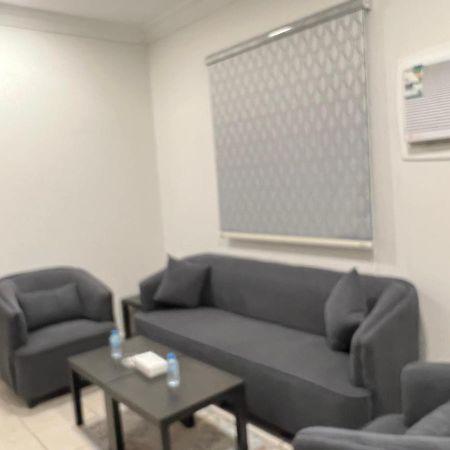 Smart Apartments - Янбу Екстериор снимка